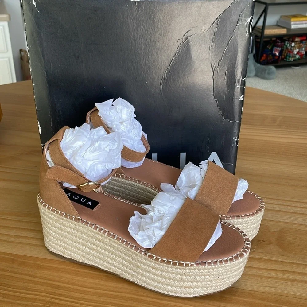 NEW IN BOX! Aqua Ria‎ Suede Espadrille Platform Wedge Sandals in Chestnut